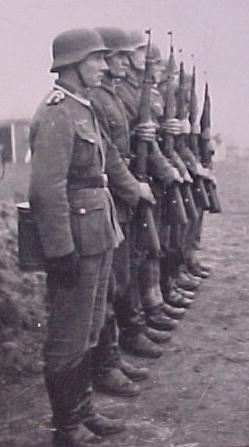 pres.jpg (17123 bytes)