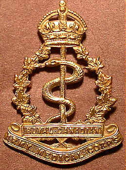 Canadian Infantry Corps WWII Era Darkened Bronze Cap Badge